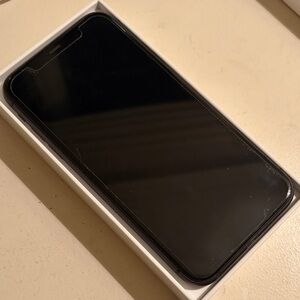 iPhone 11 64 gb Black Smartphone